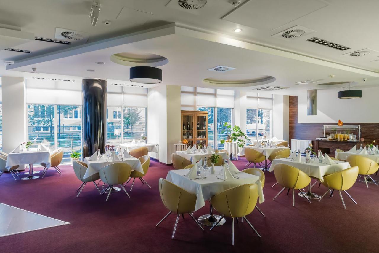 4Star Hotel With Pool - Pet-Friendly Apartment By Noclegi Renters Kołobrzeg Exteriör bild